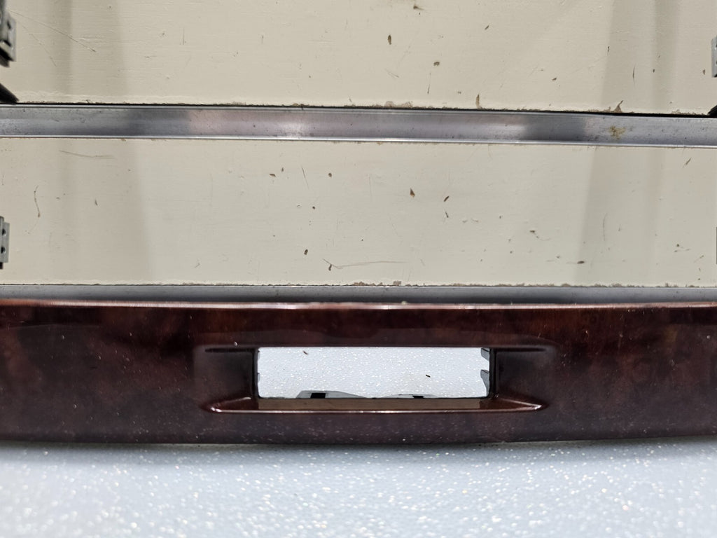 06-13 Chevy Impala Center Dash AM FM Radio Stereo Trim Panel Bezel Woodgrain OEM