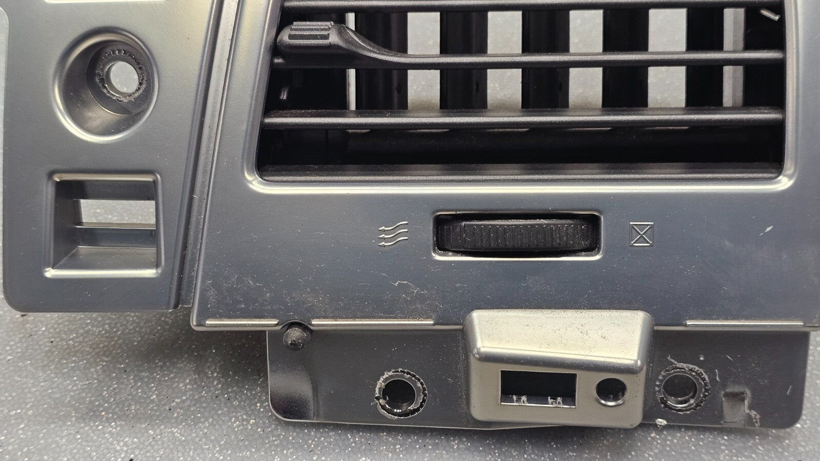 🔥09-12LINCOLN MKS DASH RIGHT PASSENGER AIR VENT HEATER CONDITIONING SILVER VT29