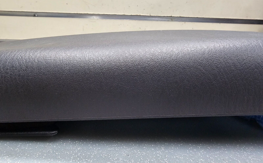 98-04 Chrysler 300M Front Center Console Lid Armrest Leather Top Assembly Black