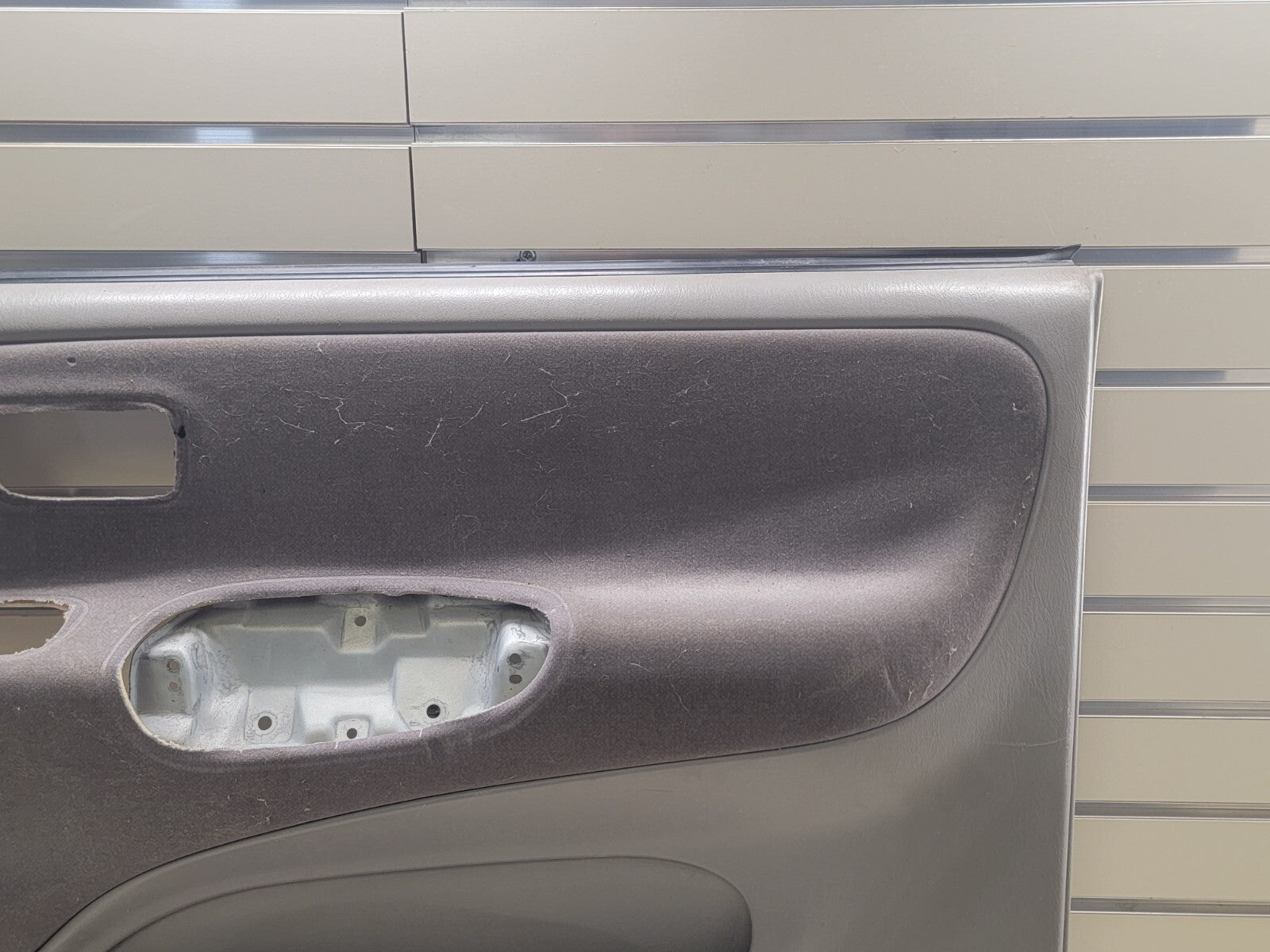 🔥2004-2006 Toyota Tundra Crew Cab Door TrimPanel FRONT right PASSENGER grey D20