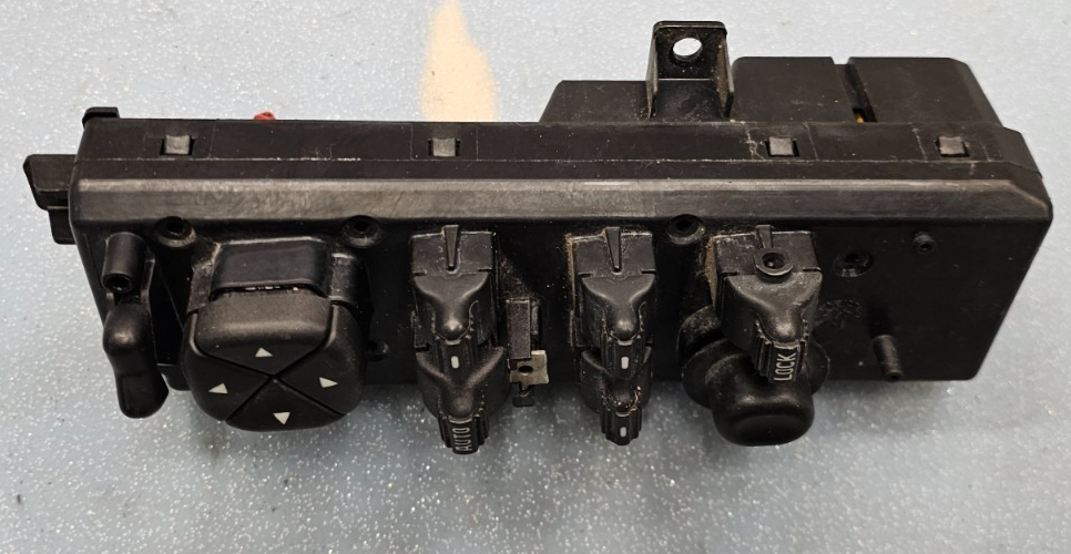 99-04 Grand Cherokee Driver Left Master Door Window Mirror Switch Assembly Black