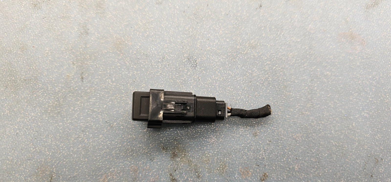 07-17 Acadia Enclave Traverse Center Hazard Light Switch Control Power Assembly