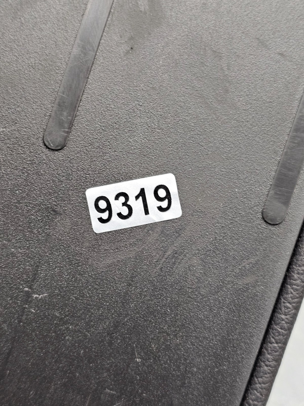 01-05 Volkswagen Passat Front Center Console Cover Lid Armrest Top Pad Black OEM