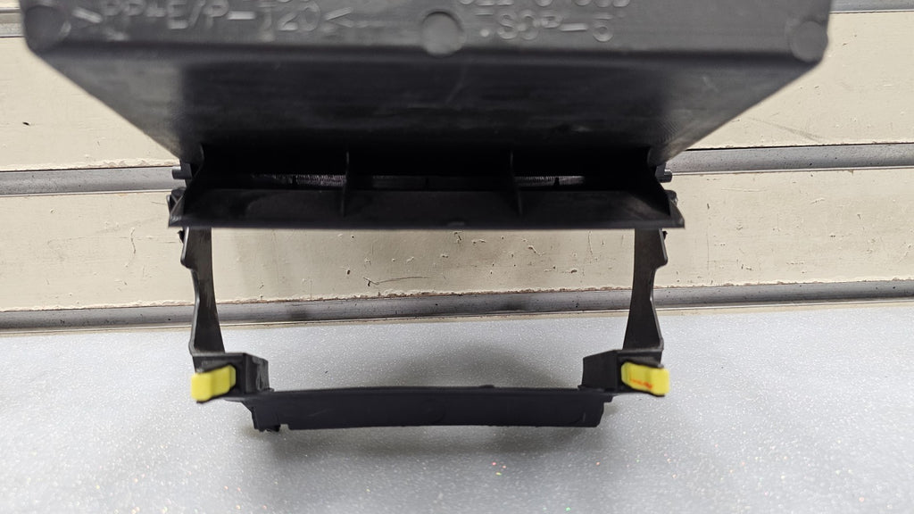 🔥03-08 TOYOTA COROLLA CENTER DASH CLIMATE CONTROL BEZEL TRIM PANEL BLACK OEM