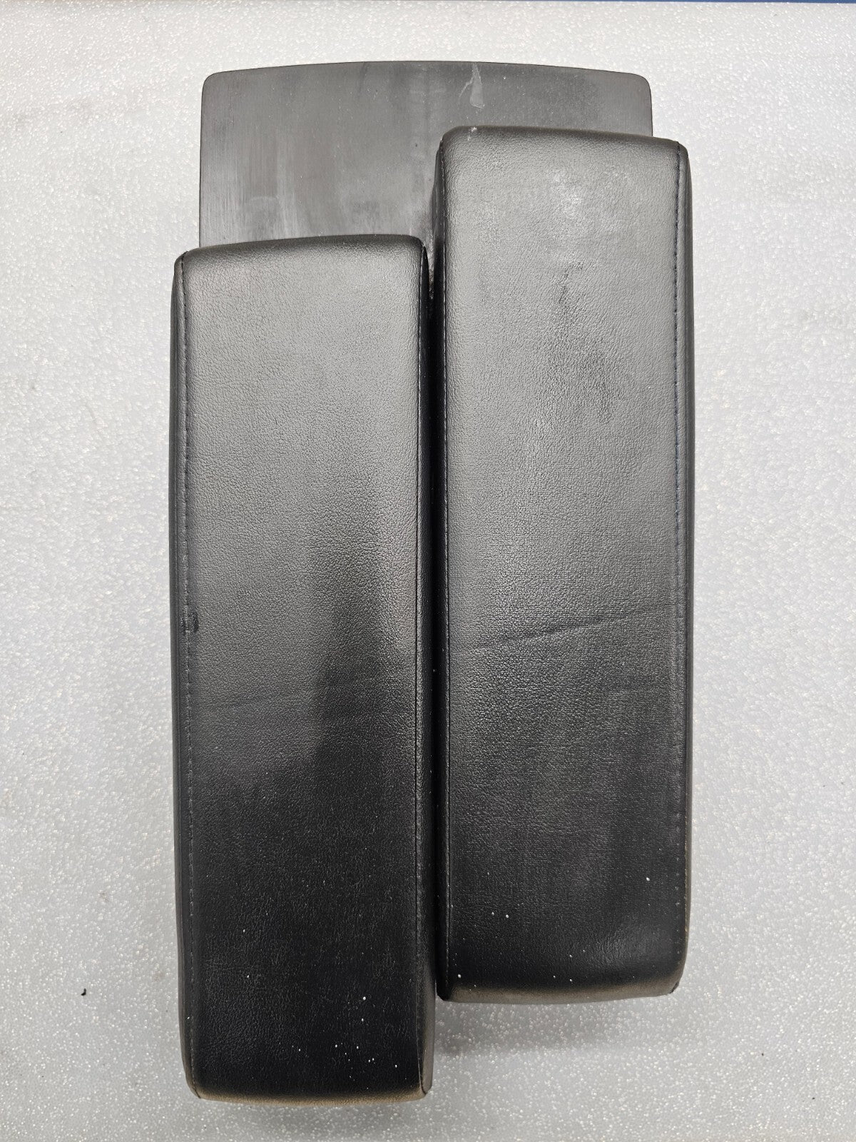 🔥03-05 Infiniti FX35 FX45 Center Console Arm Rest Lid Cover Assembly BLACK OEM