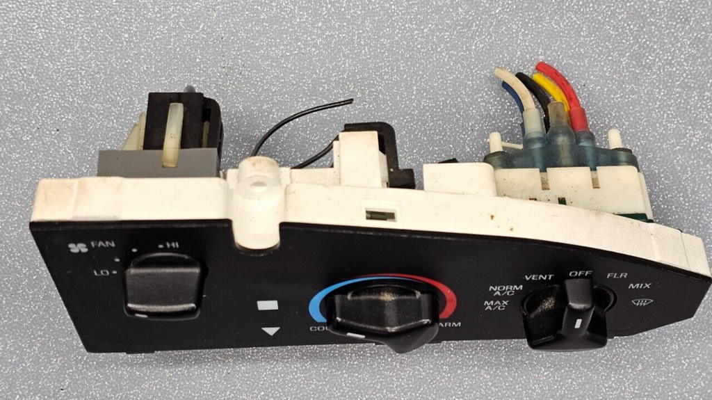 97-03 Ford Econoline E150 Dash AC Heater Temperature Climate Control Conditioner