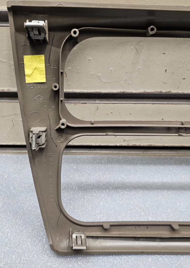 🔥03-06 Stratus Sebring Dash AM FM Radio Stereo Display Trim Panel Bezel TAN OEM