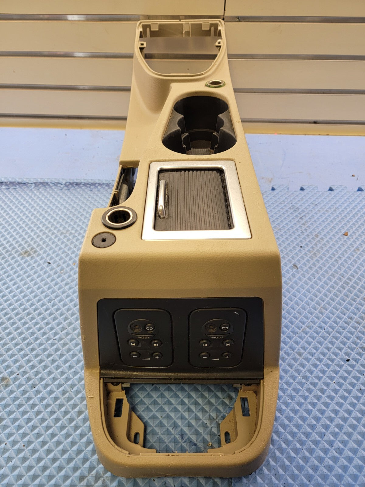 🔥08-12 Land Rover LR2 Dash Centre Console Storage W/Cup Holder Assembly OEM