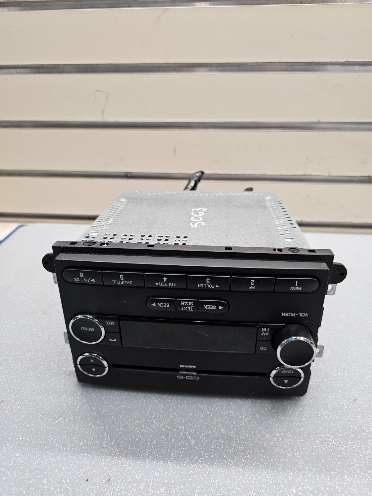 06-13 Ford E150 EXPLORER AM/FM Radio CD Player MP3 Receiver AUX🔴6CD Disc CHROME