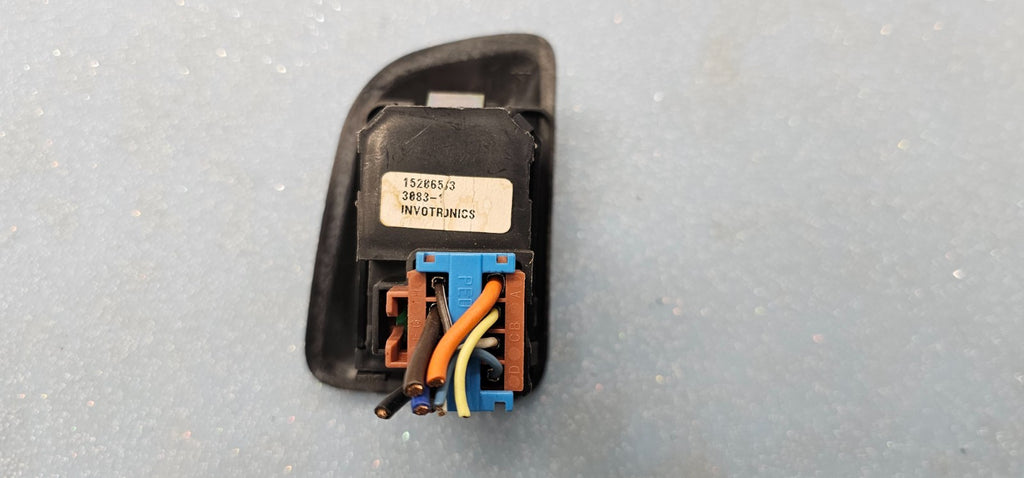 🔥03-06 Silverado Tahoe Suburban Yukon Sierra Left Rear Window Door Switch Black