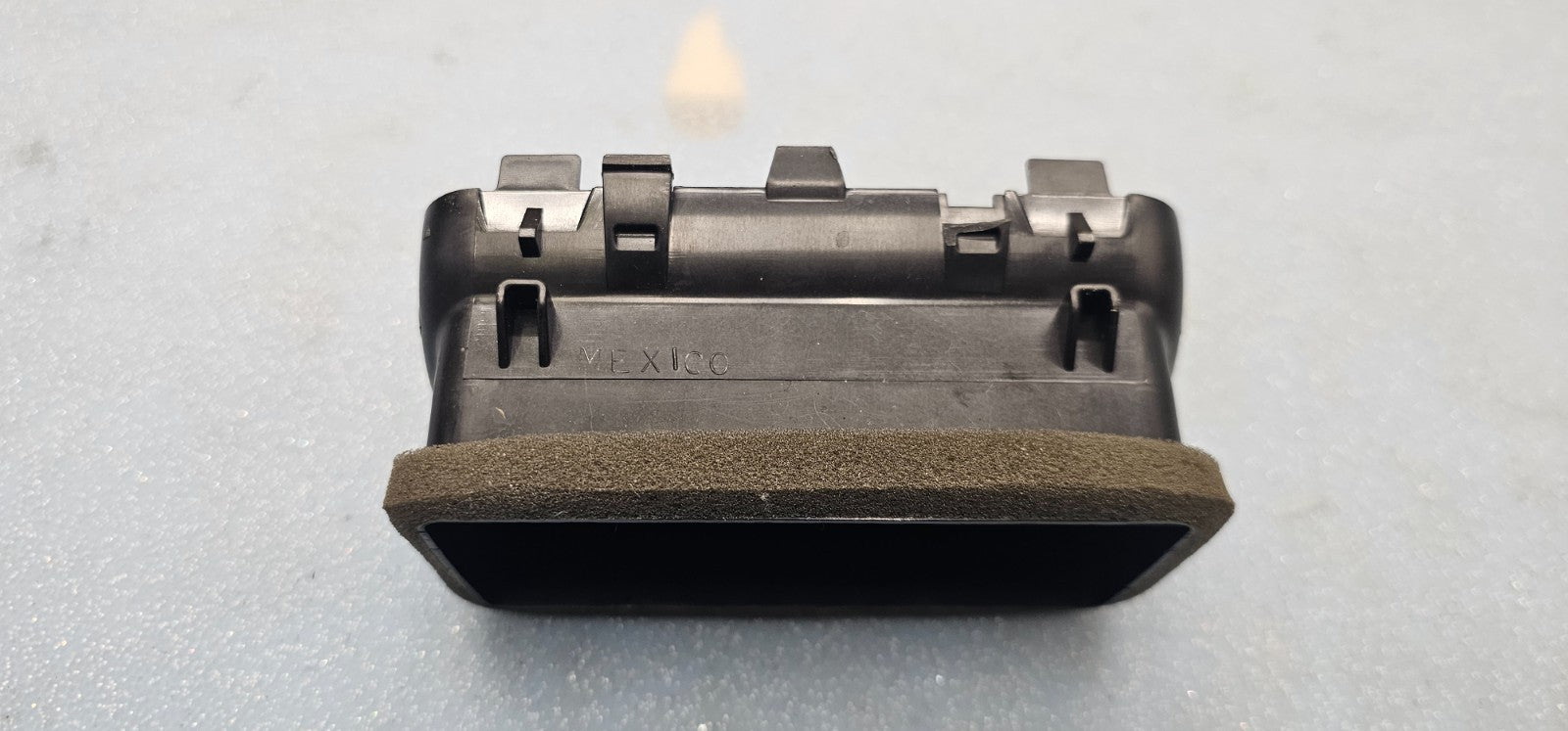 🔥05-07 FORD FOCUS DASH Left Driver Air Vent AC A/C Vent Heater Panel Black