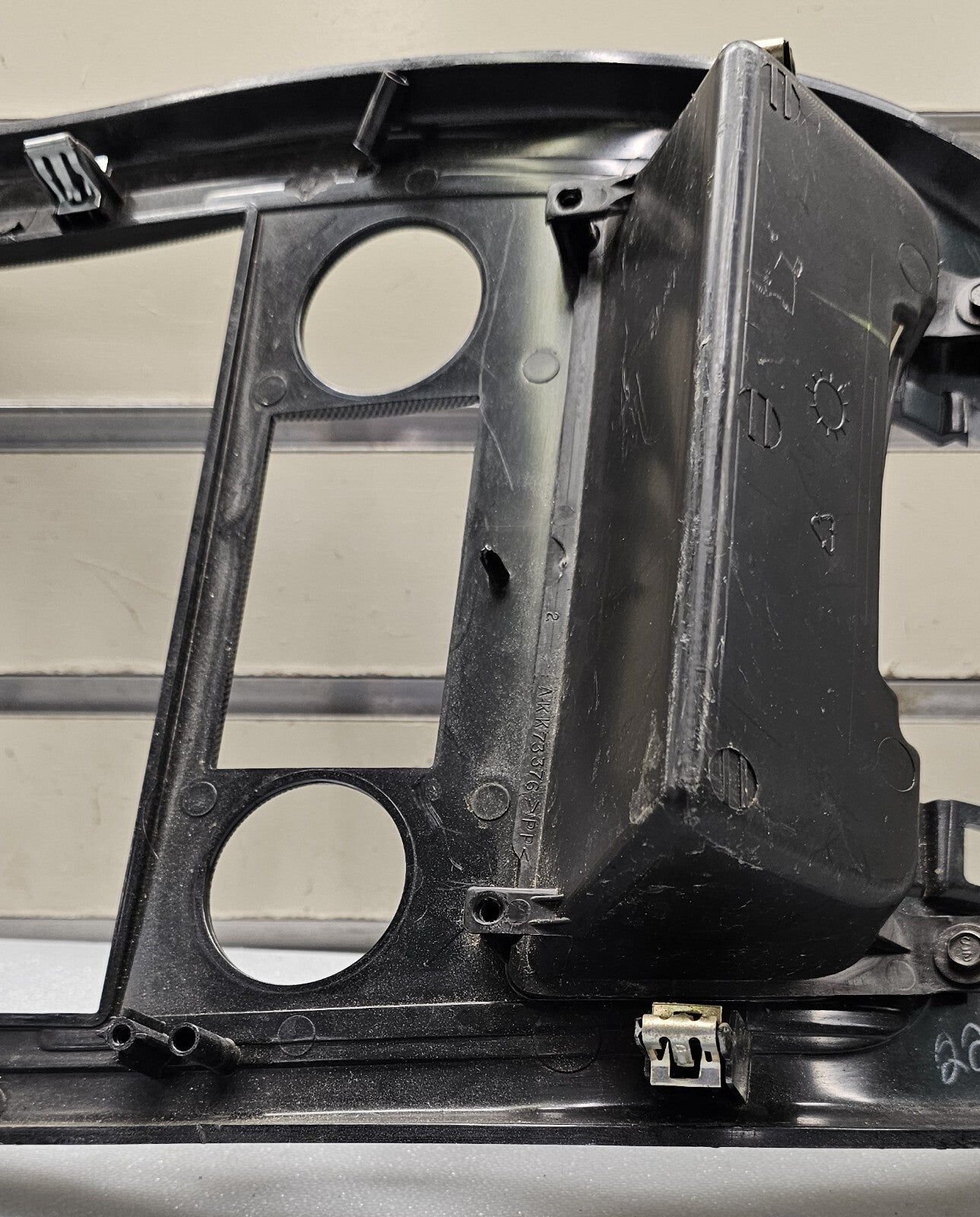 🔥07-09 Equinox Center Dash Radio Stereo Bezel Trim Instrument Panel SILVER B43