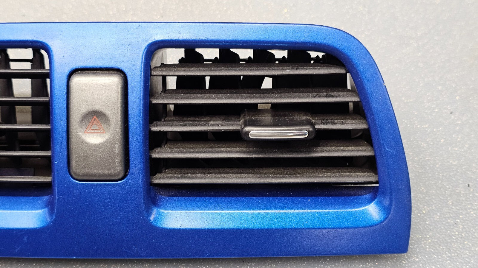 🔥 05-07 Subaru Forester Impreza Center Dash Air Vent Heater Conditioning Blue