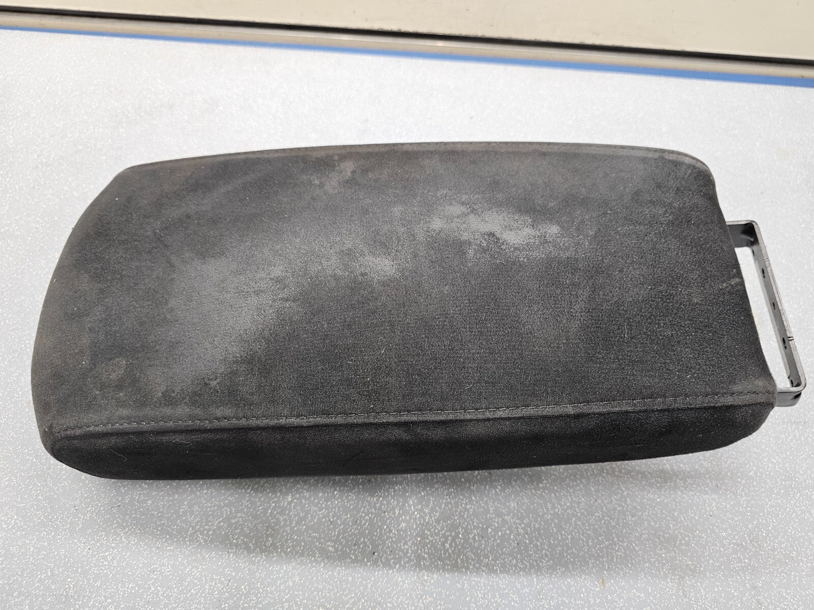 🔥07-12 Nissan Altima Center Console Lid Arm Rest Top Cloth Cover Assembly Black