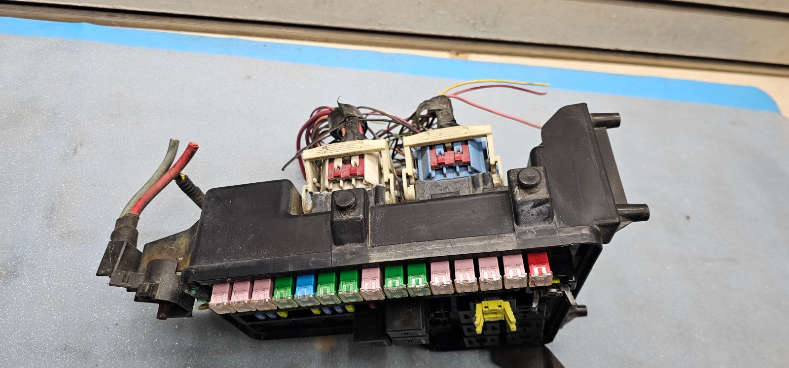 🔥02-05 Dodge Ram Engine TIPM Fuse Box Junction Body Control Distribution Module