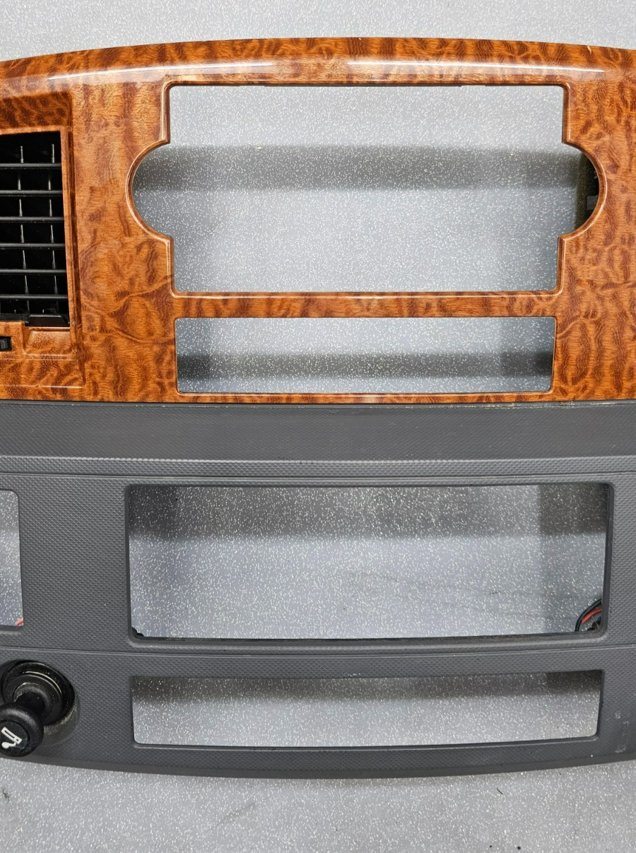 🔥06-08 Dodge RAM Dash RADIO Stereo Bezel Climate Trim Panel Grey/woodgrain