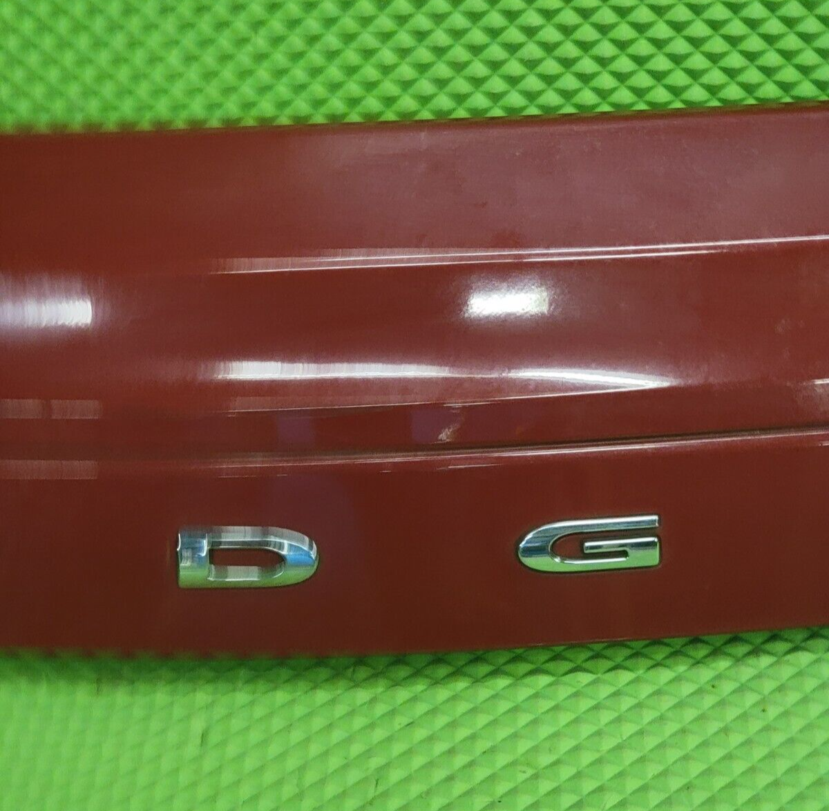 🔥2011-2018 Dodge Grand Caravan Rear Trunk Tailgate Center Molding TRIM OEM RED