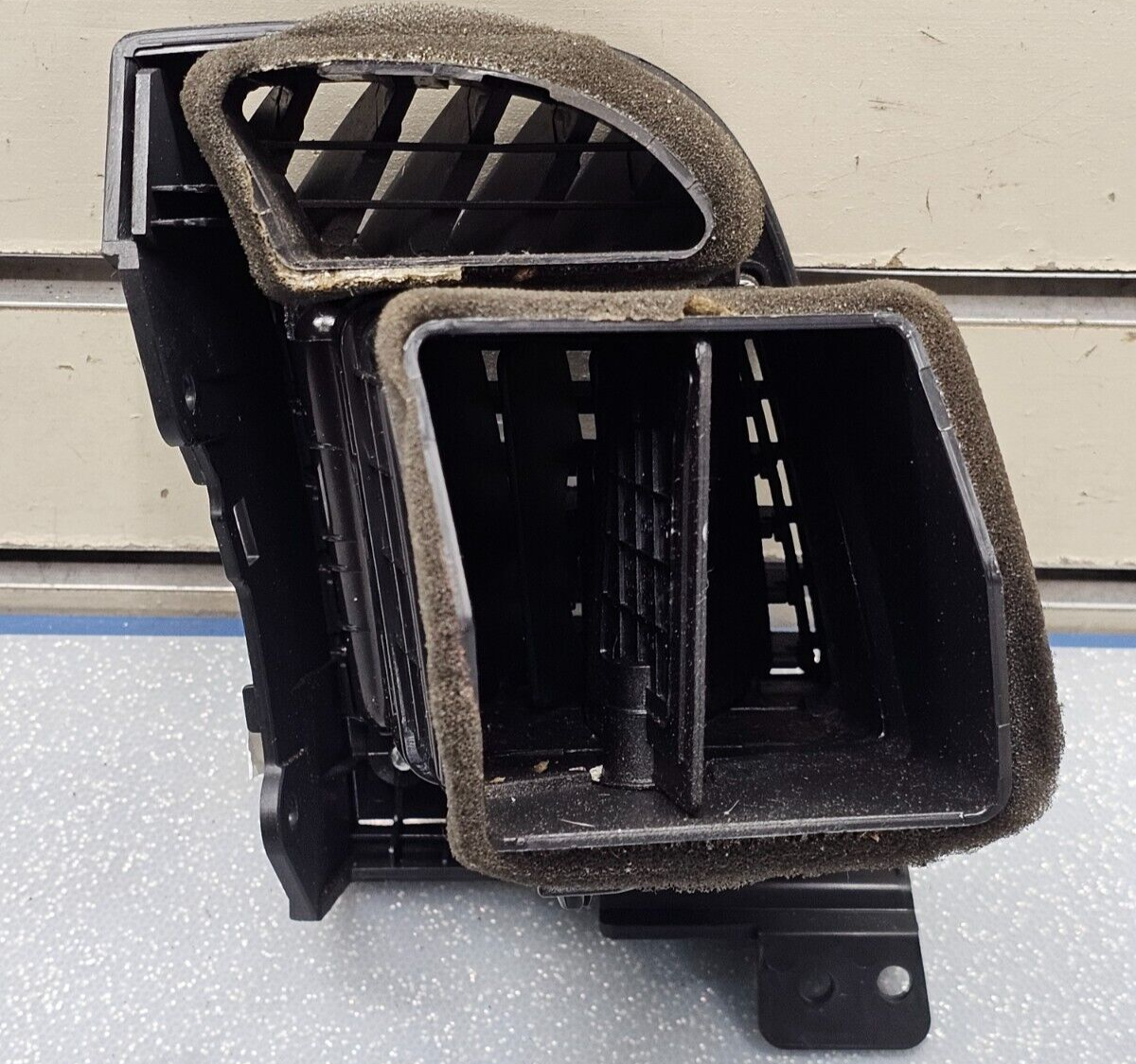 07-12 SANTA FE DASH RIGHT PASSENGER AC HEATER AIR VENT FILTER CONDITIONING BLACK