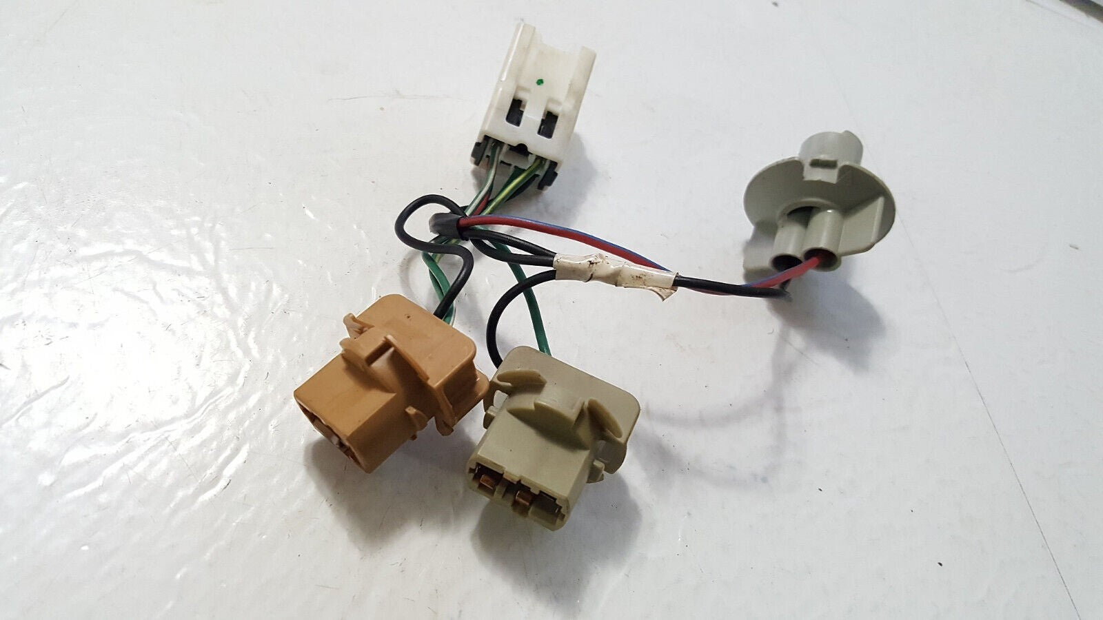 🔥2000-2001 Nissan Maxima Wiring harness Tail light Lamp Break Light Assembly