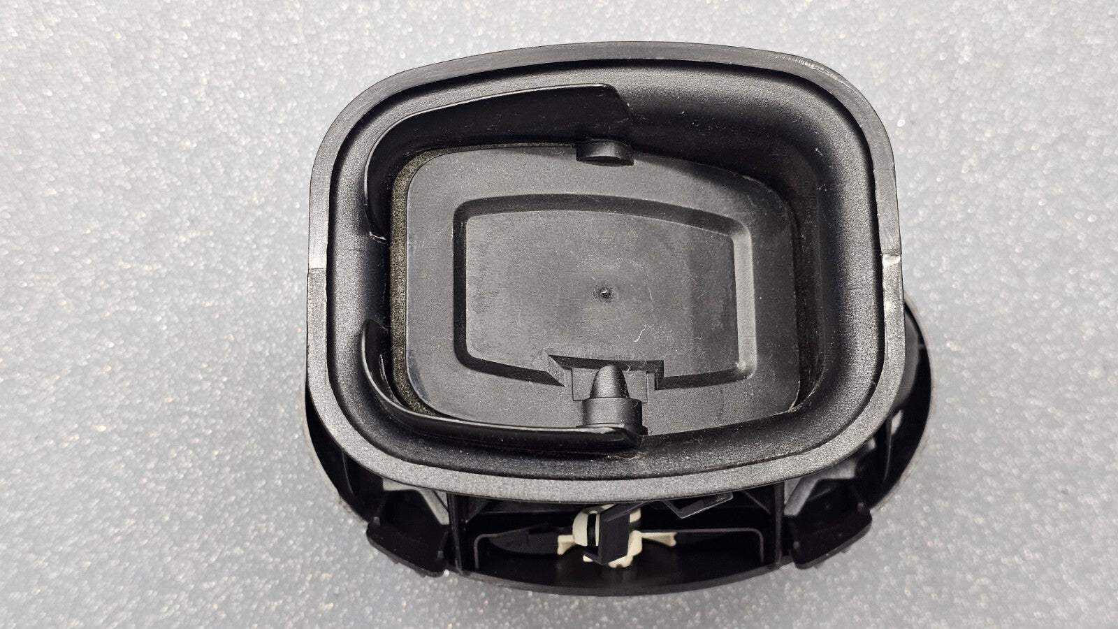 🔥00-04 FORD FOCUS Dash Right Passenger Air Vent A/C AC Heater Panel Black