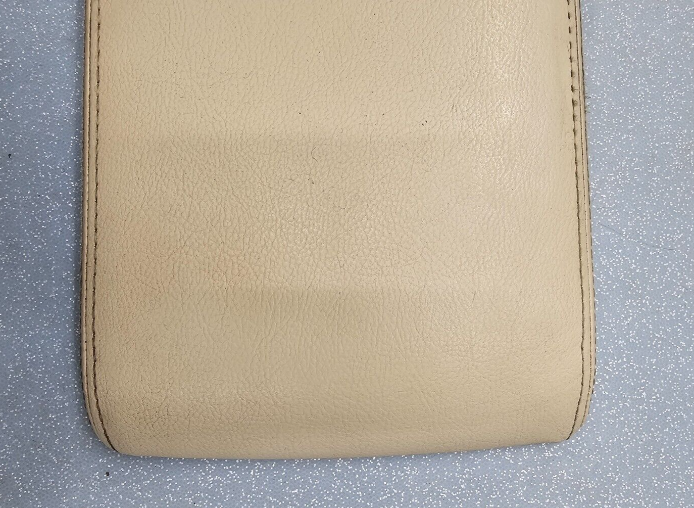 🔥03-05 LINCOLN AVIATOR FRONT CENTER CONSOLE LID COVER ARMREST LEATHER TOP TAN