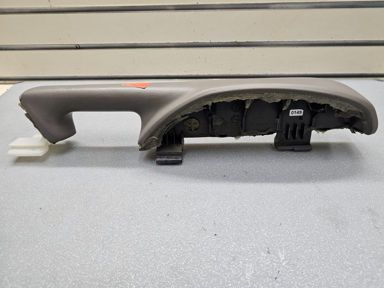 🔥03-06 Silverado SIERRA TAHOE Door Panel ARMREST Front RIGHT Handle LT Gray OEM
