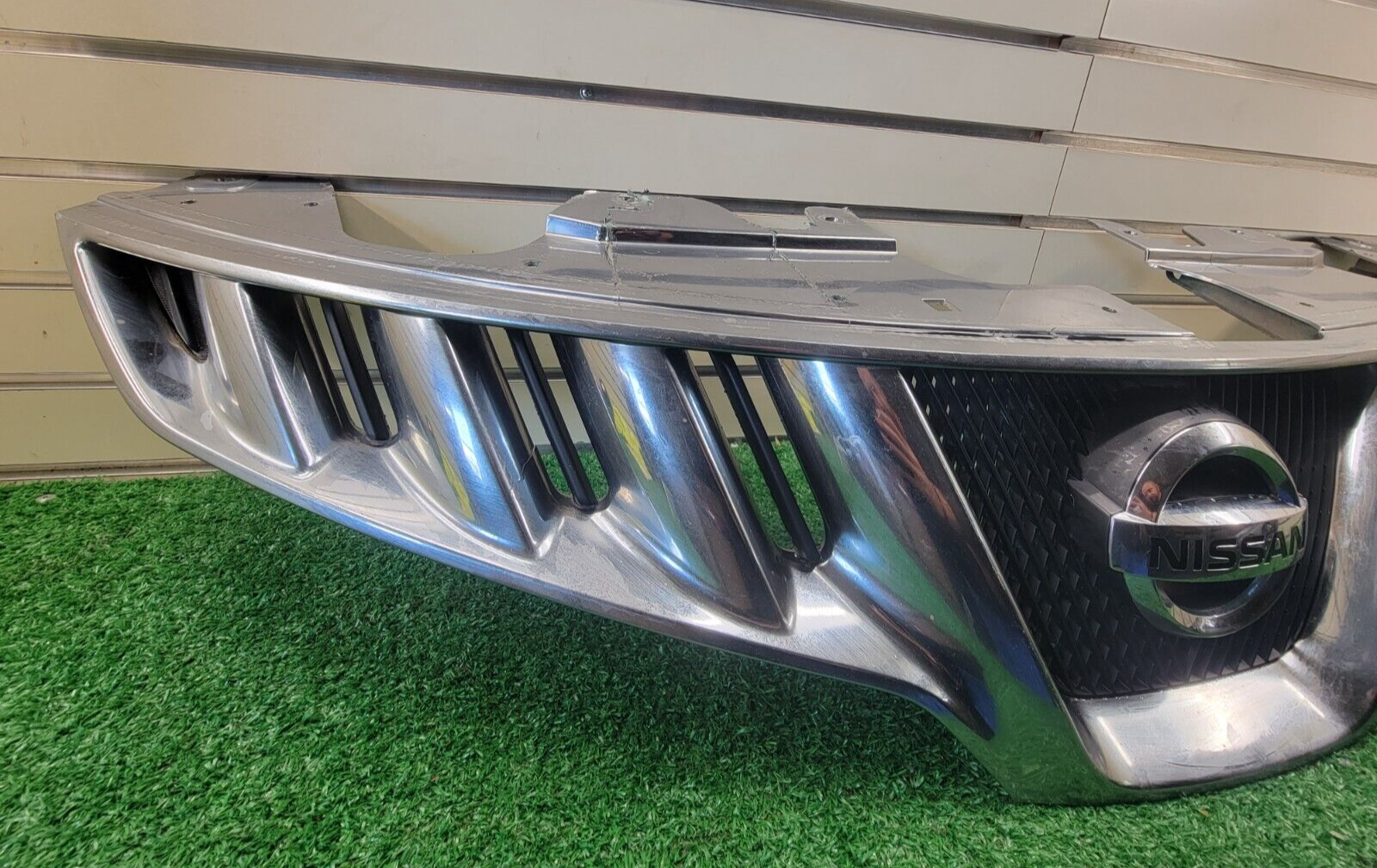 🔥09-10 NISSAN MURANO FRONT CHROME GRILLE WITH EMBLEM FACTORY Assembly OEM