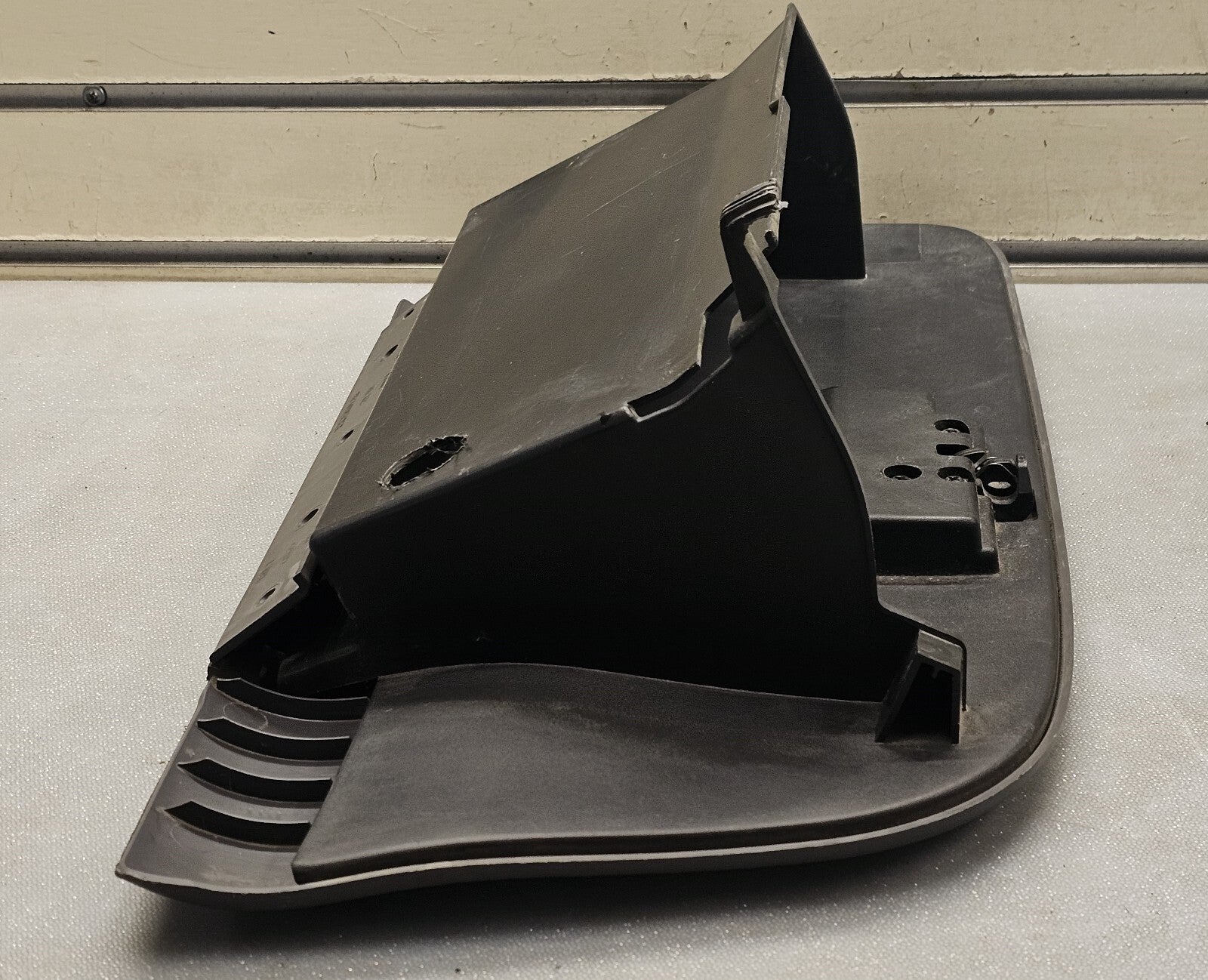 🔥97-02 FORD F150 F250 Expedition Navigator Dash Compartment Glove Box Gray OEM