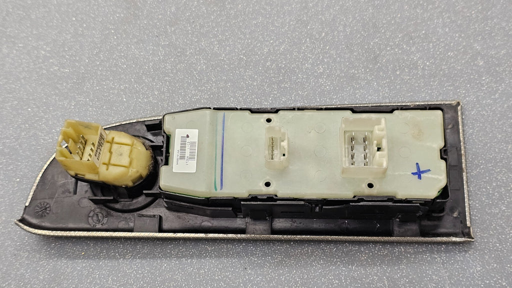 🔥05-10 Grand Cherokee Commander Left Diver Master Power Window Switch Silver