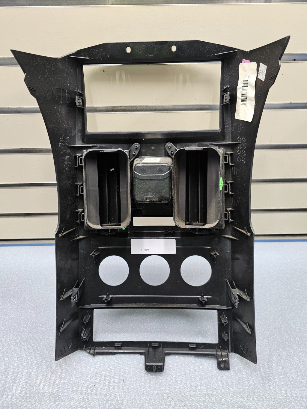 08-10 GRAND CARAVAN DASH RADIO STEREO DISPLAY BEZEL TRIM INSTRUMENT PANEL BLACK