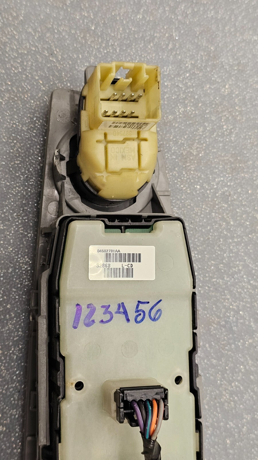 🔥 07-14 Charger 05-10 Grand Cherokee Left Driver Master Window Switch Lock Gray