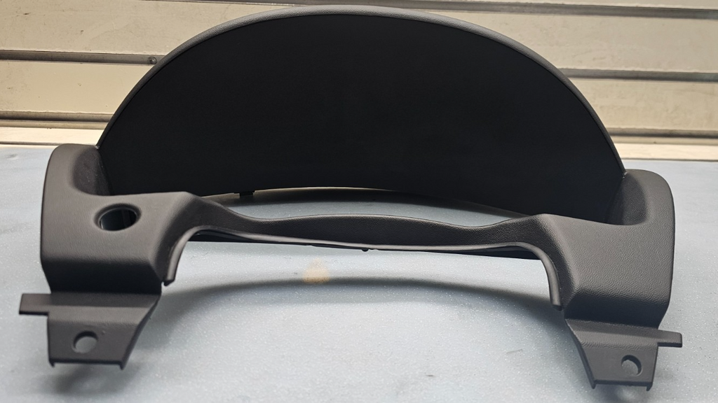 🔥04-08 PONTIAC GRAND PRIX Cluster Gauge Speedo Panel Dash Bezel DARK GRAY C18