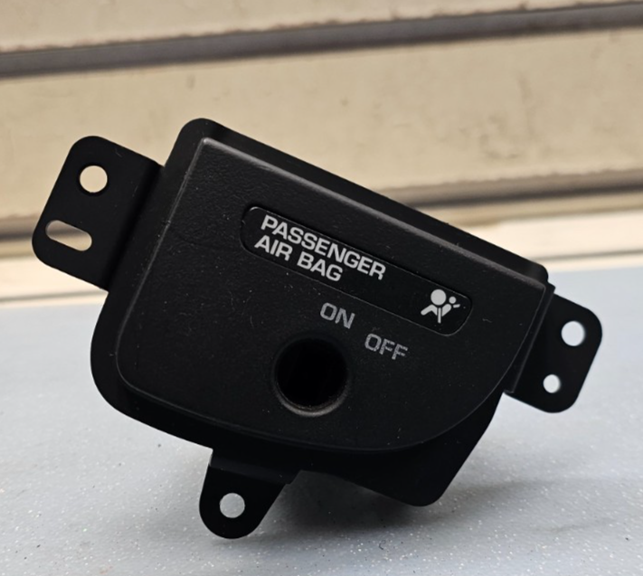 🔥02-05 DODGE RAM Dash Center Passenger ARBAG Push Button Switch Turn Signal SW8