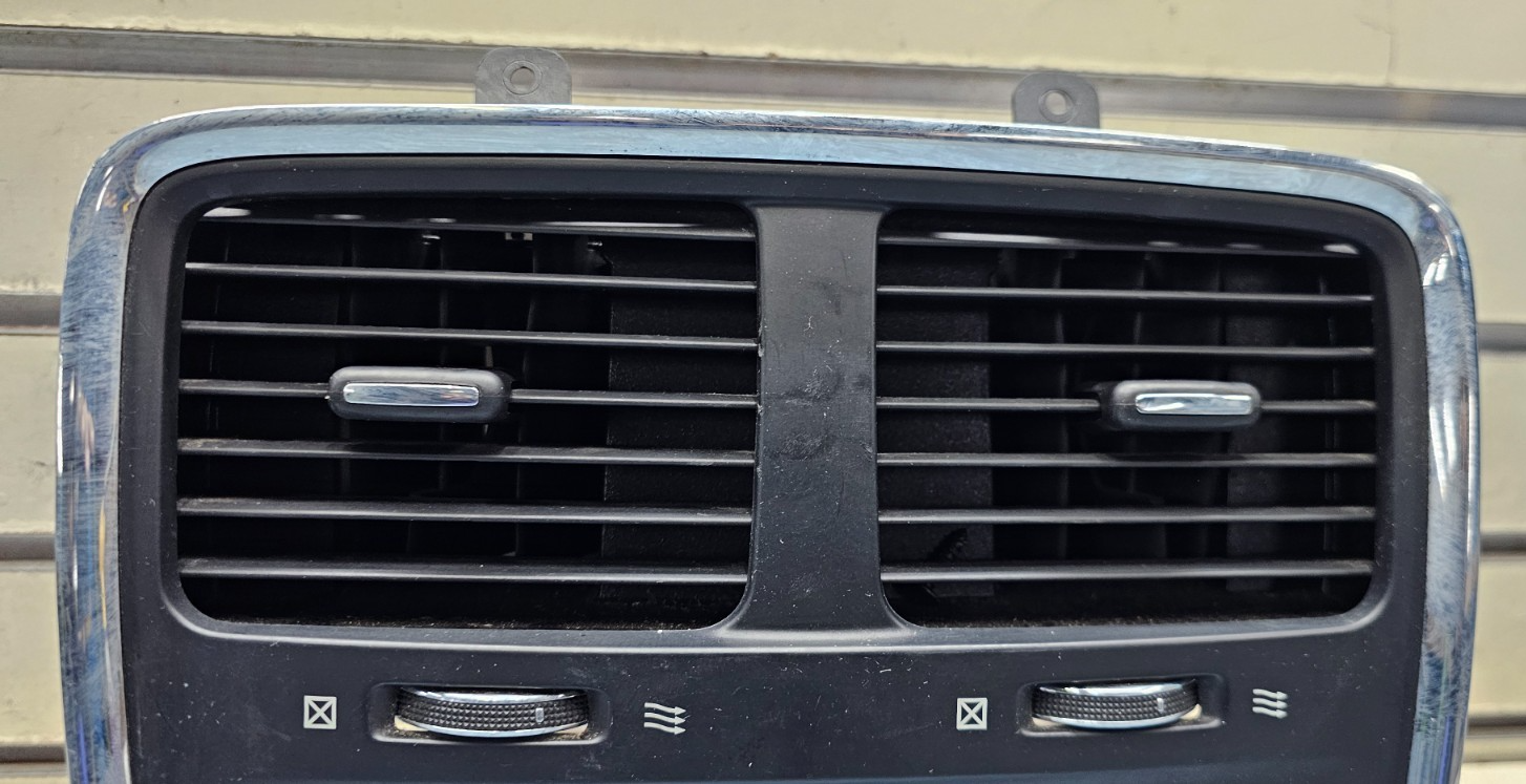 🔥12-20 Grand Caravan Town Country Dash Radio Stereo Climate Control Bezel Black