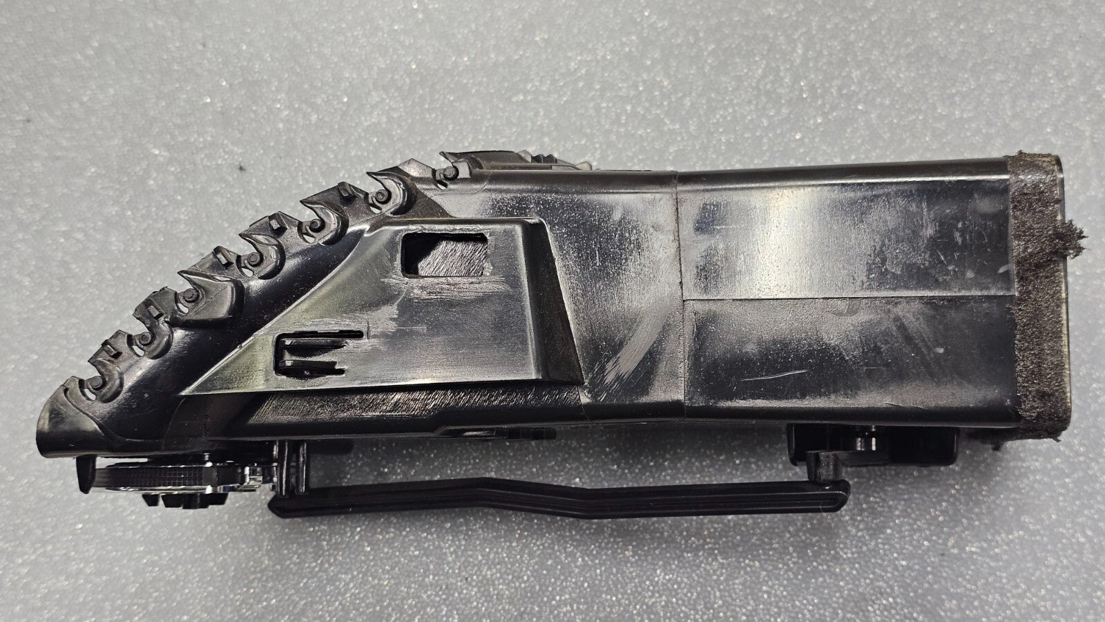 11-20 GRAND CARAVAN TOWN&COUNTRY DASH LEFT DRIVER AC AIR VENT HEATER PANEL BLACK
