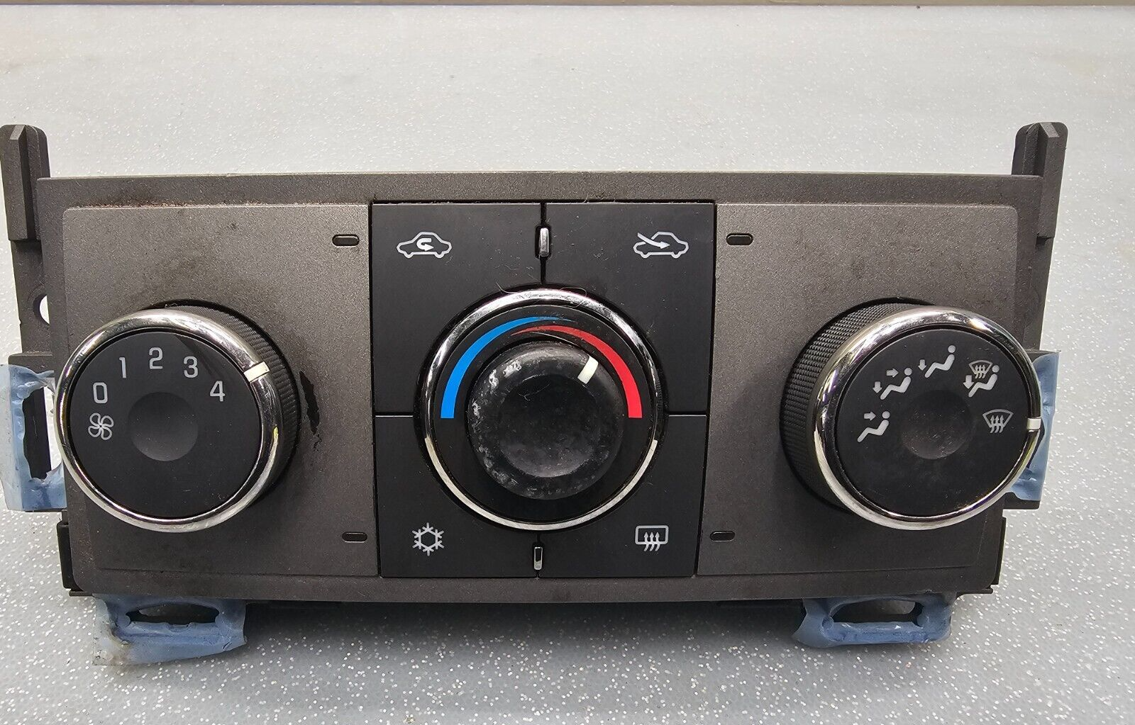 07-09 Saturn Aura Dash AC Heater  Temperature Climate Control Panel Conditioner