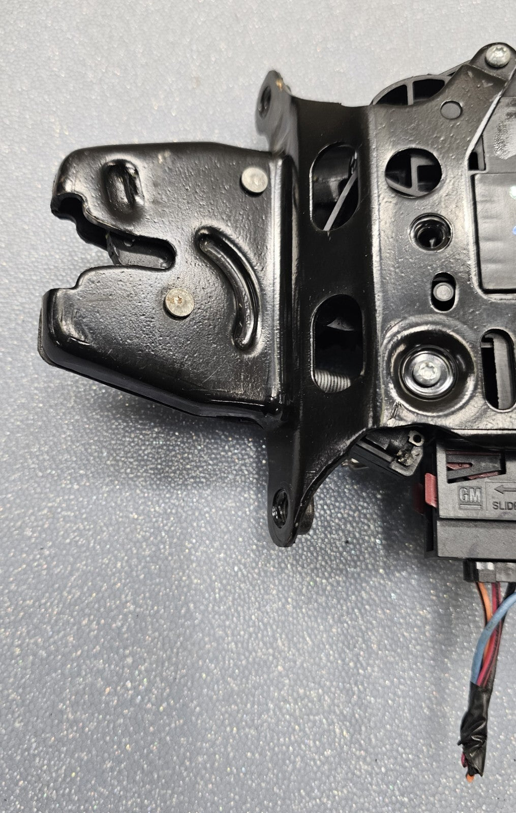 🔥2005-2009 BUICK LACROSSE TRUNK LID LATCH POWER LOCK ACTUATOR RELEASE ASSEMBLY