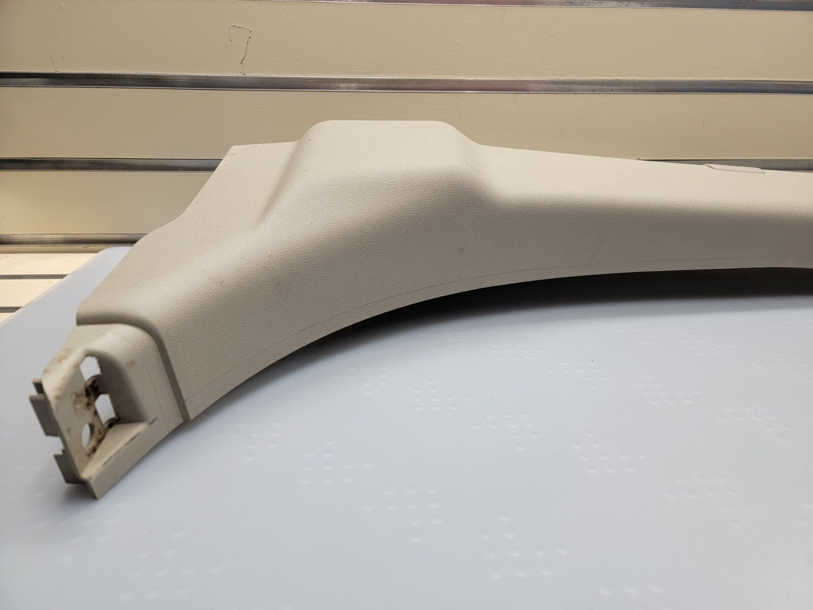 12 - 16 DODGE GRAND CARAVAN LOWER B PILLAR TRIM COVER DRIVER SIDE LEFT TAN