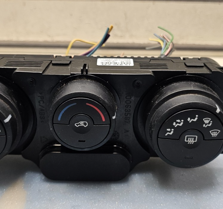 🔥2006 Equinox Dash AC A/C Heater Temperature Climate HVAC Control Black OEM