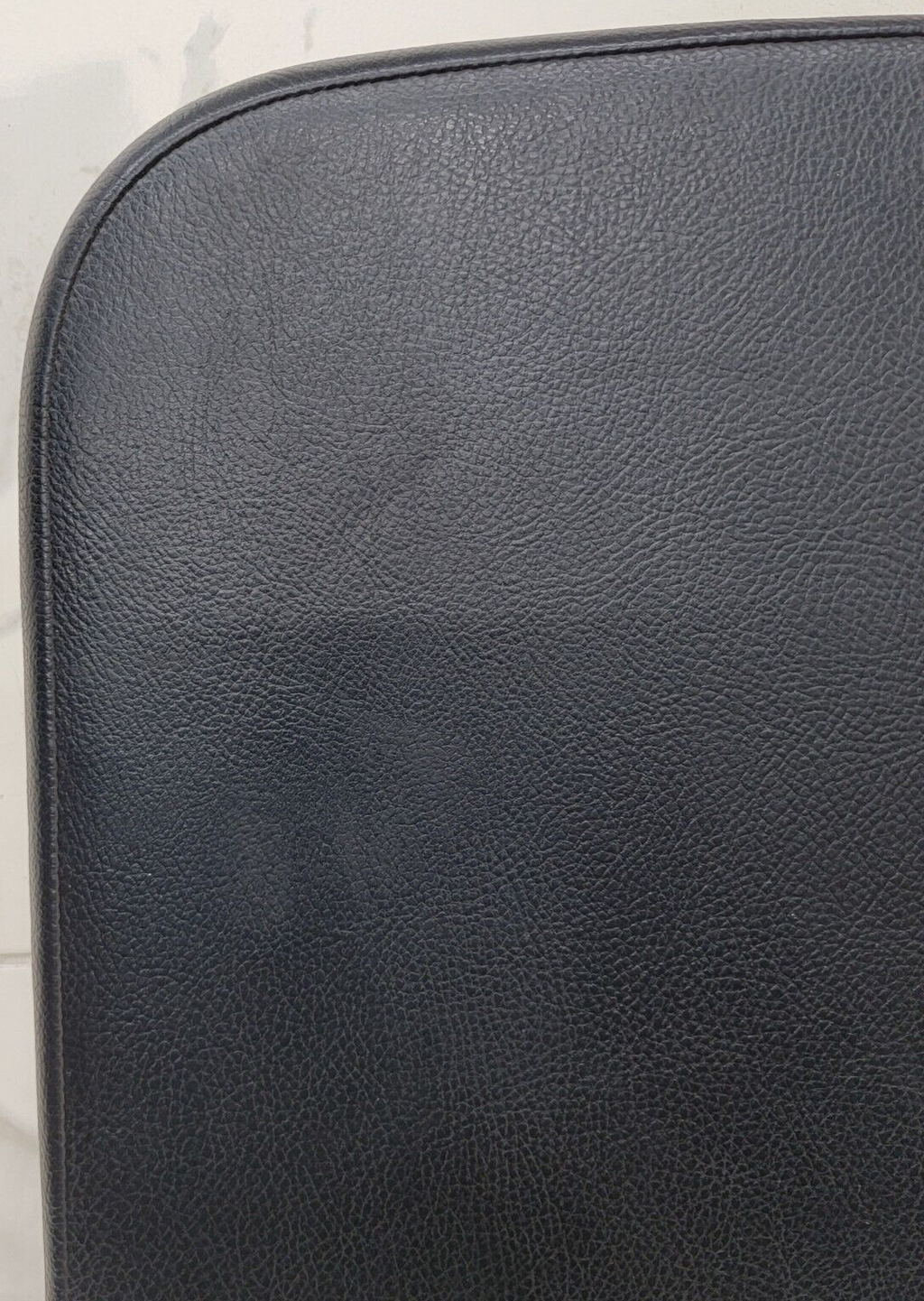 02-08 Dodge RAM Center Console Jump Seat ARMREST Cover Lid Leather Dark Gray JS7