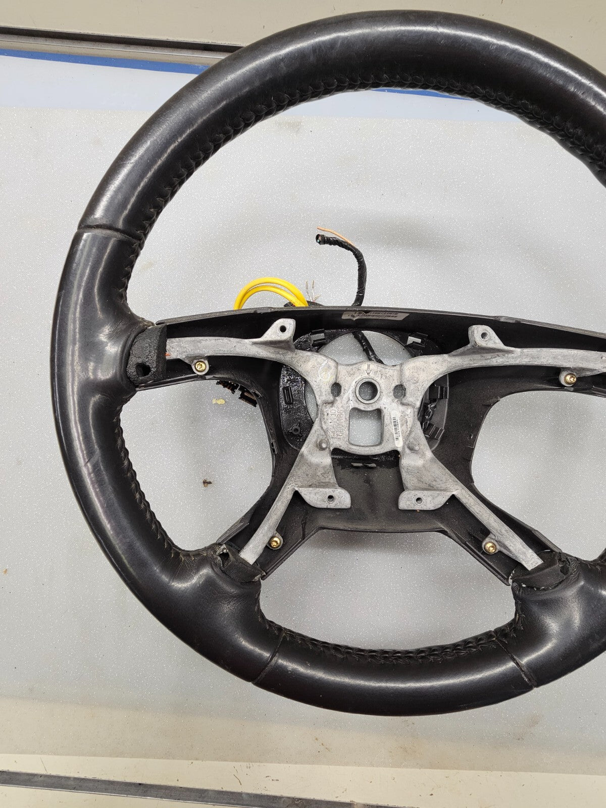 🔥2007-2014 Chevrolet Silverado Sierra Tahoe Yukon Leather Steering Wheel Black