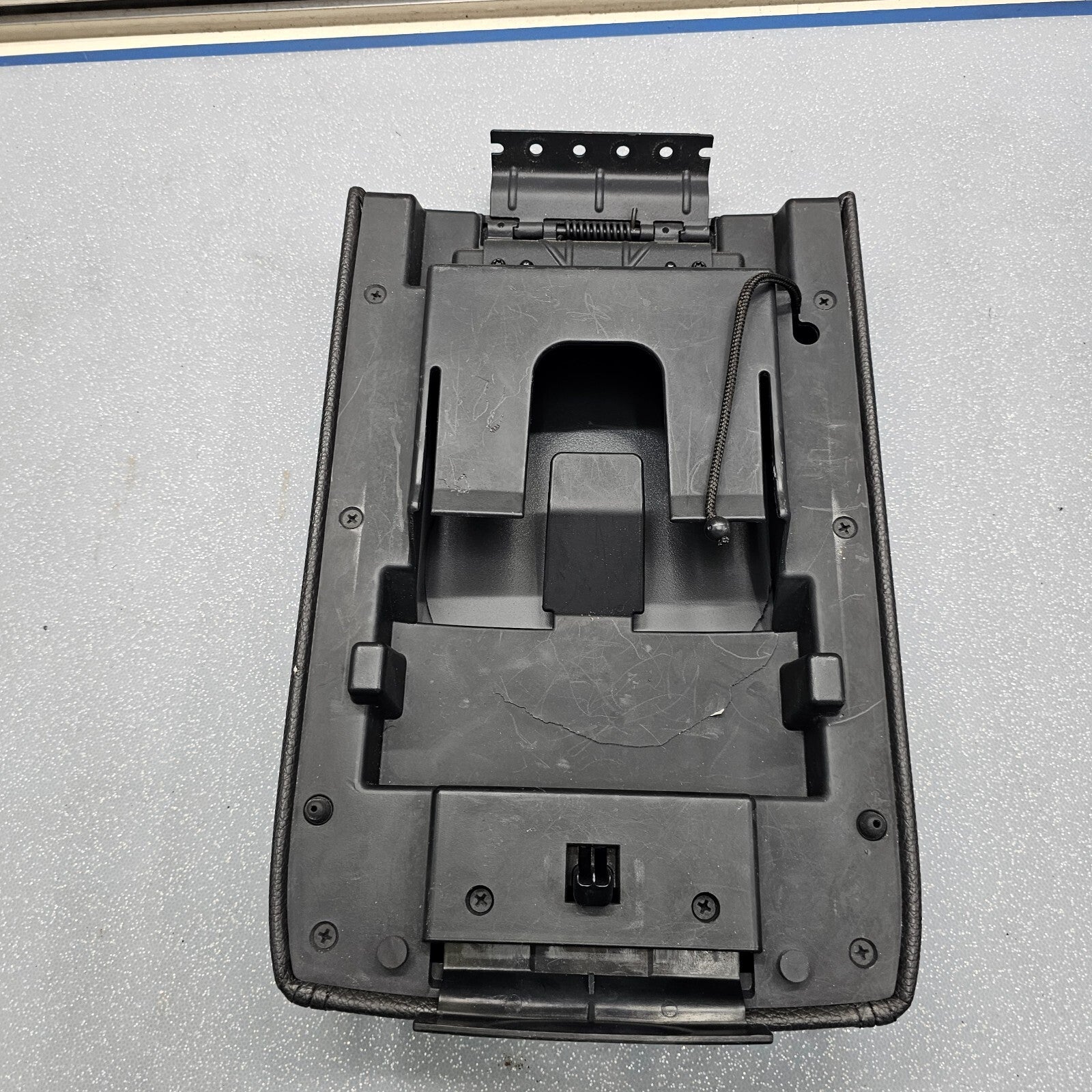 🔥06-09 EXPLORER MOUNTINEER CENTER CONSOLE ARM RESTER LID TOP PAD ASSEMBLY Black