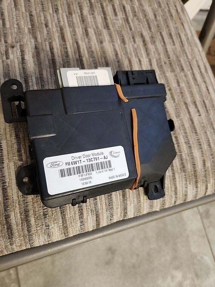 🔥2006-2008 Lincoln Town Car  Keyless Entry Remote Control Module Assembly
