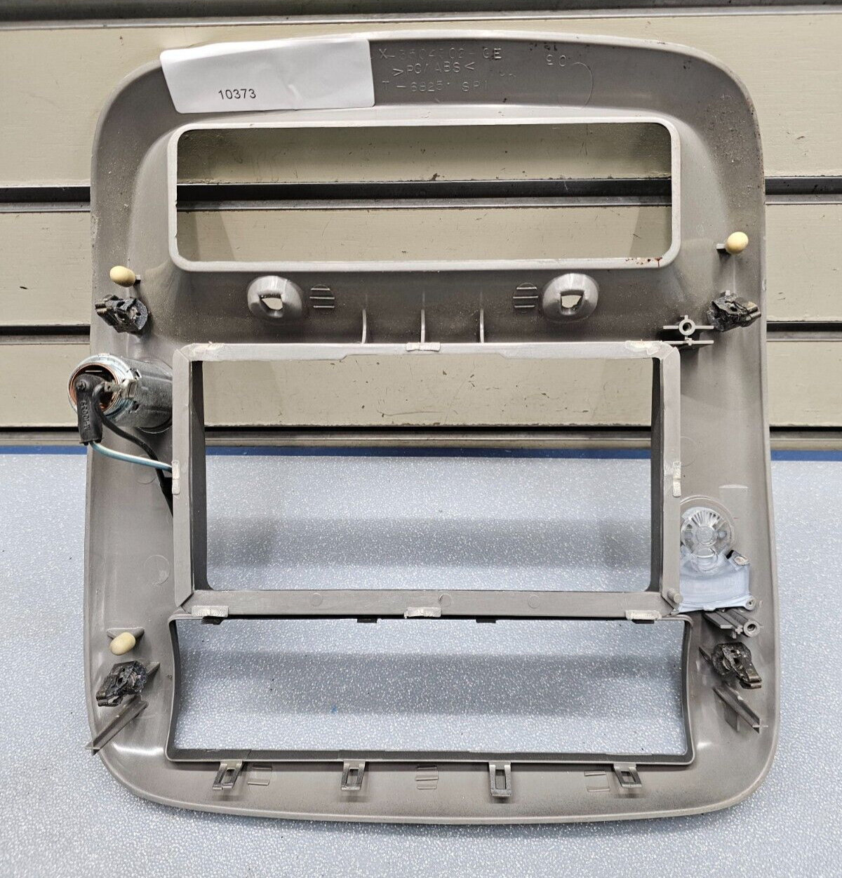 95-10 Ford Ranger EXPLORER Center Dash Radio Trim Surround Bezel Trim SILVER B2