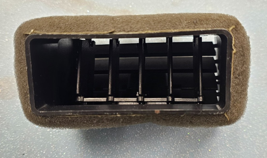🔥12-20 Chevy Sonic Left Driver Center Dash AC A/C HVAC Air Vent OEM Black