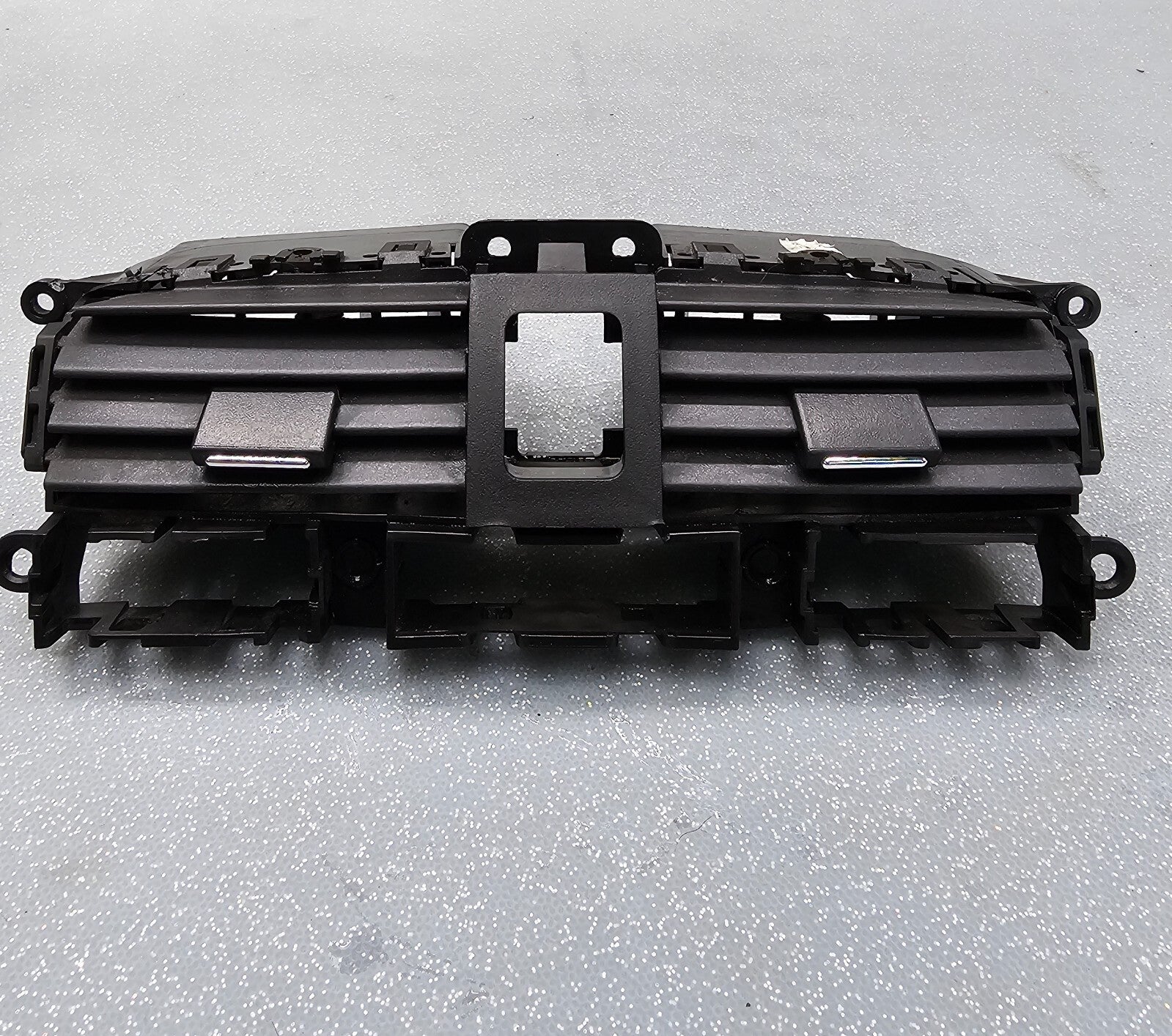 🔥05-06 Chevrolet Equinox Pontiac Torrent Front Dash Hazard AC Air Vent Grill