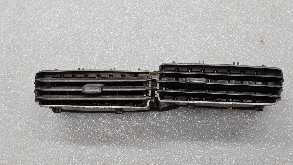 🔥08-11 Ford Focus Front Upper Center Dash Dual Air Vent Bezel Trim Panel Black