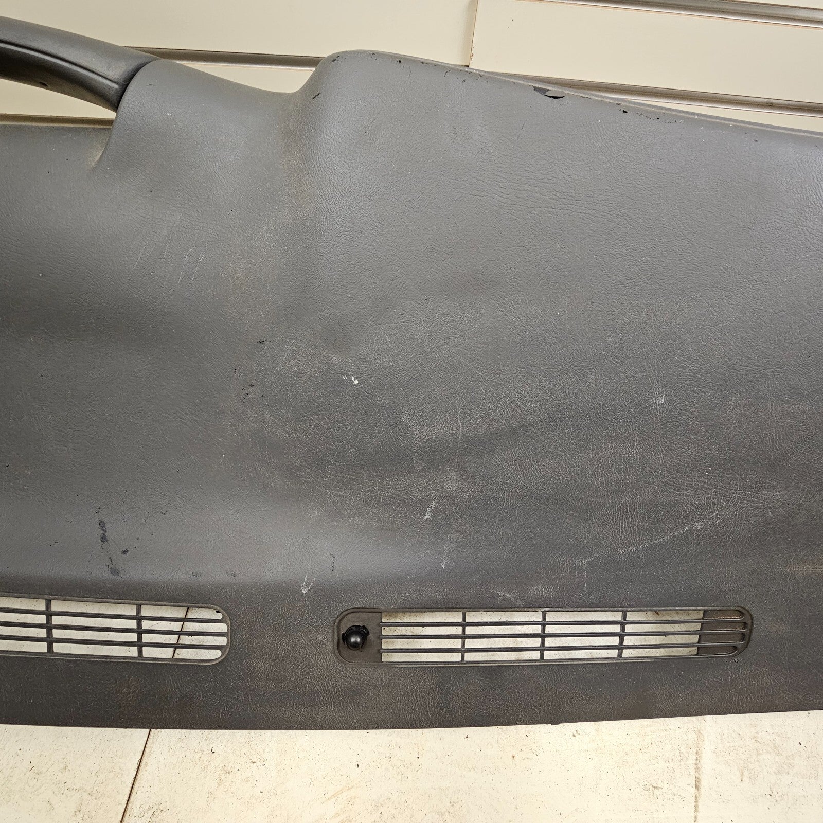 99-06 SILVERADO SIERRA TAHOE Upper Dash Cap Cover Top Dashboard Pad DK GRAY DP1