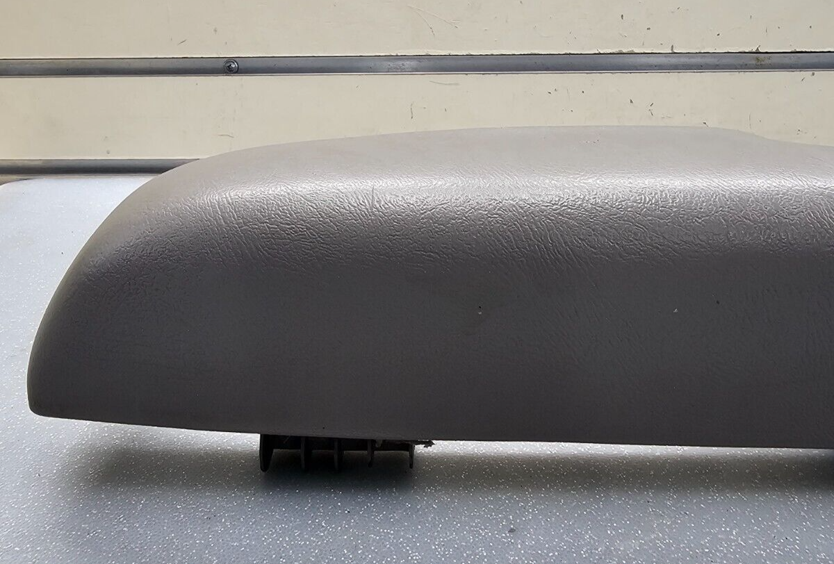 🔥03-06 Silverado SIERRA Door Panel ARMREST Front RIGHT Passenger Handle LT GRAY