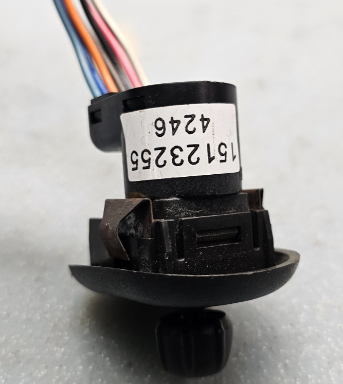 🔥02-09 TRAILBLAZER ENVOY A LEFT DRIVER POWER MIRROR DOOR CONTROL SWITCH BLACK